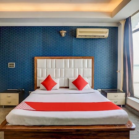 Oyo 71042 Sahara Estate Otel Gorakhpur Dış mekan fotoğraf