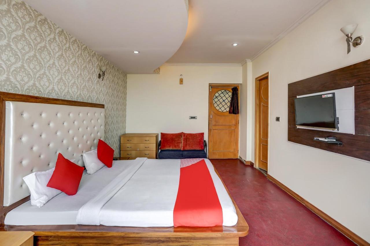 Oyo 71042 Sahara Estate Otel Gorakhpur Dış mekan fotoğraf