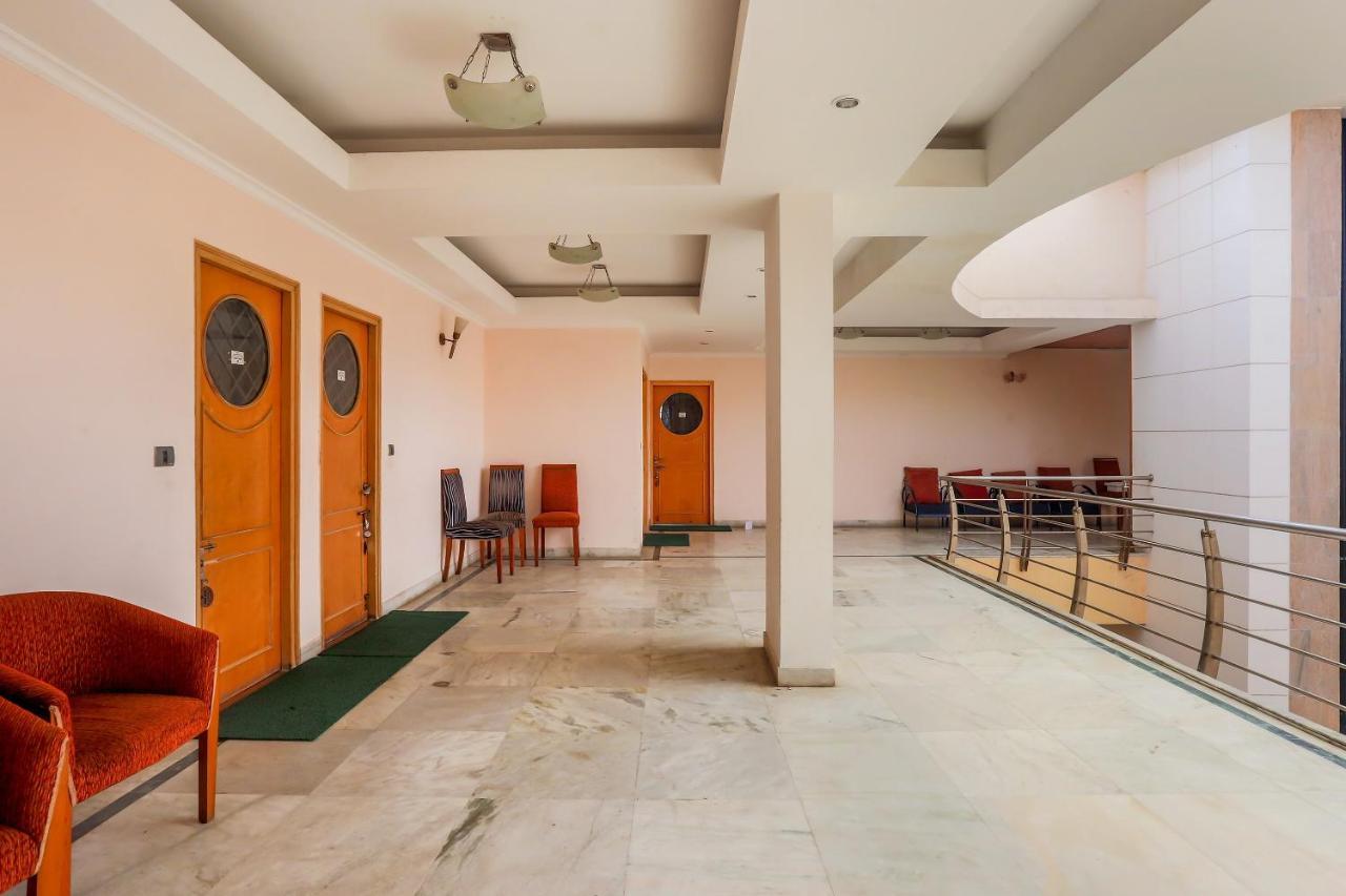Oyo 71042 Sahara Estate Otel Gorakhpur Dış mekan fotoğraf